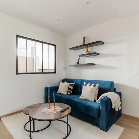 Batignolles Truffaut Charming 4p-1br *