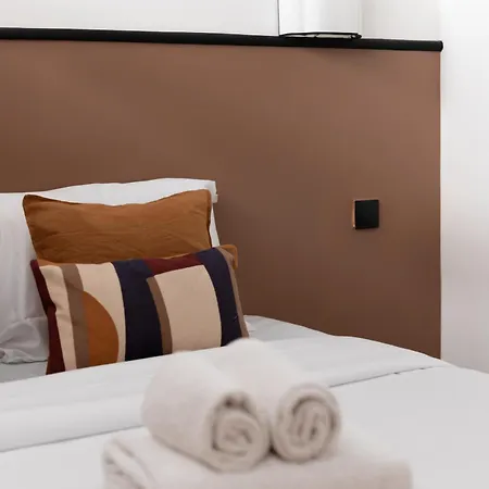 Batignolles Truffaut Charming 4p-1br